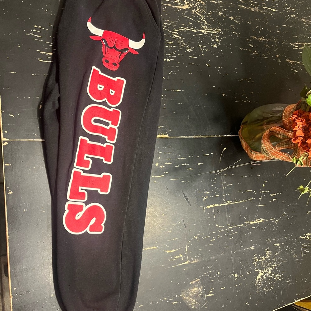 NBA Bulls Black and Red Jersey